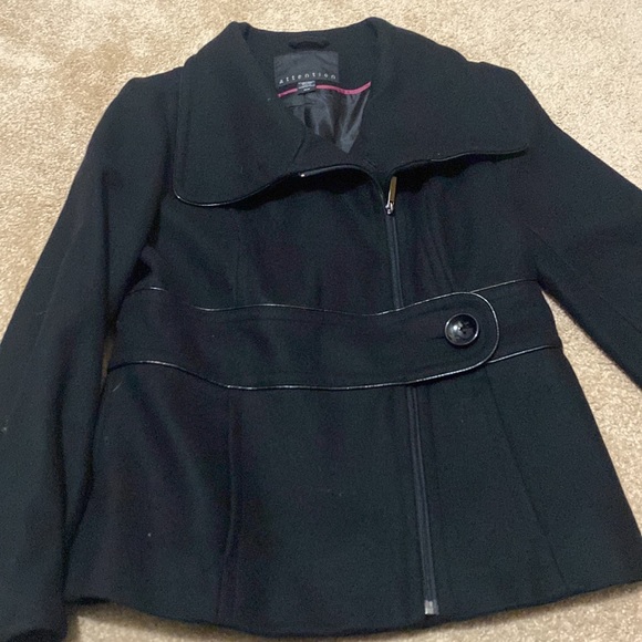 Short wool jacket - Picture 2 of 6